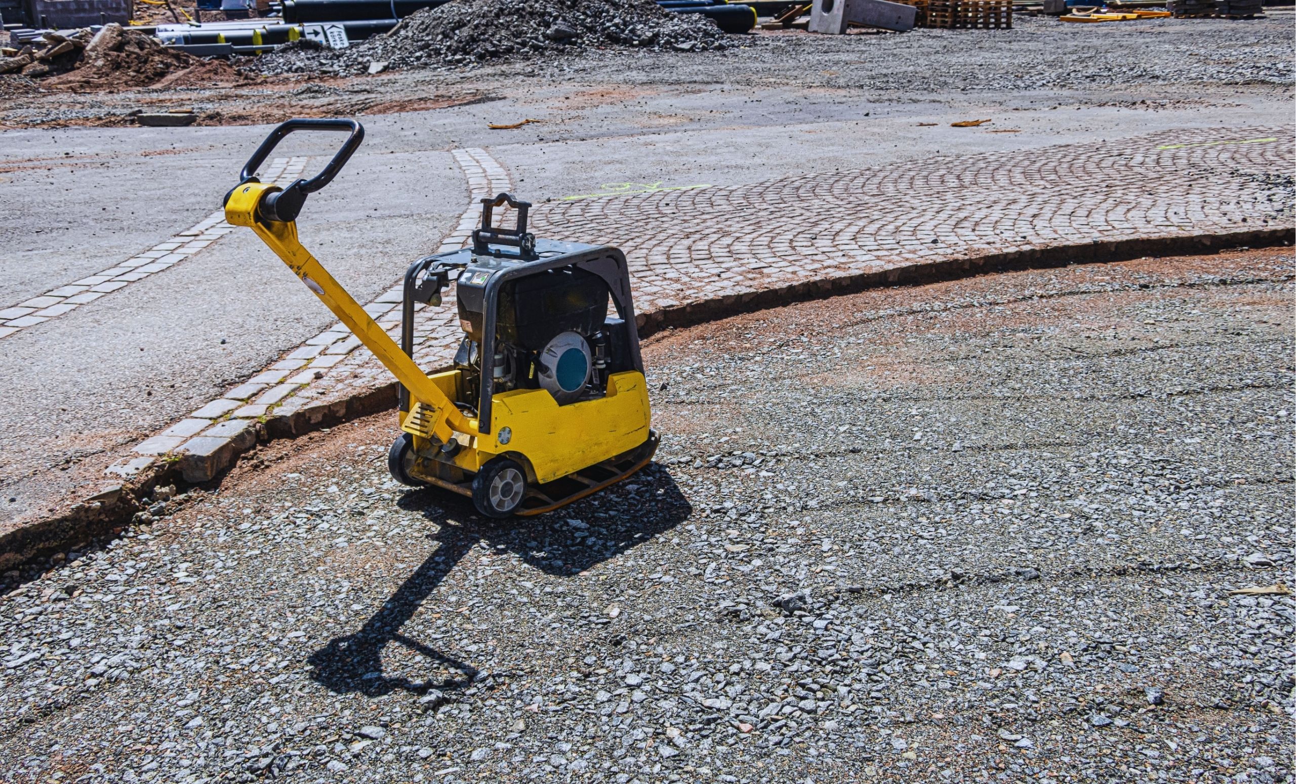 Motocompactoarele Cum îți eficientizează munca pe șantier