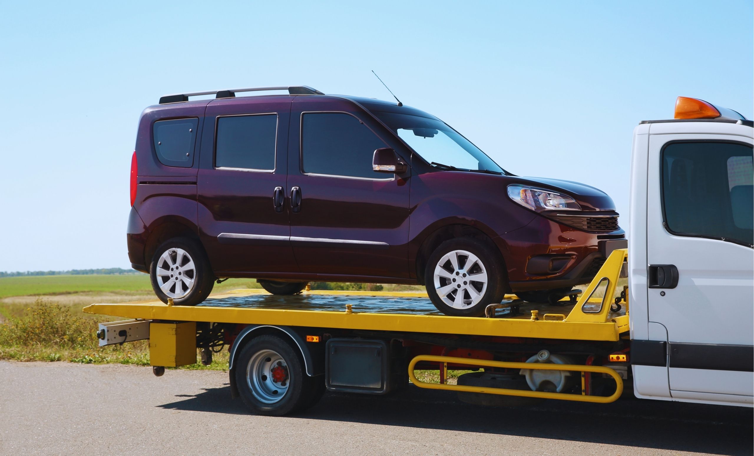 Tractările auto-utilaje: Top greșeli de evitat